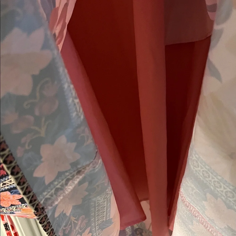 Elegant Pink Floral Midi Dress - Picture 2 of 2